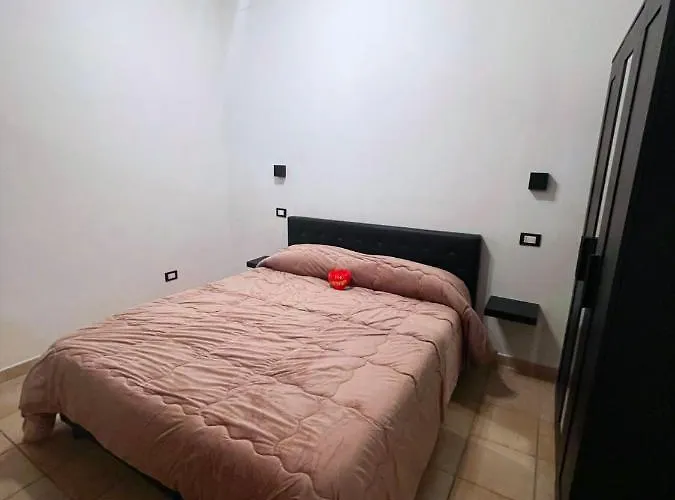 Holiday Studio Castel Di Sangro * Castel Di Sangro